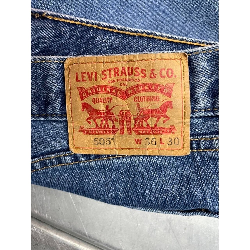 Levis 505 Straight Jeans Mens 36X30 Blue Denim Medium Wash Casual‎ - Picture 3 of 8